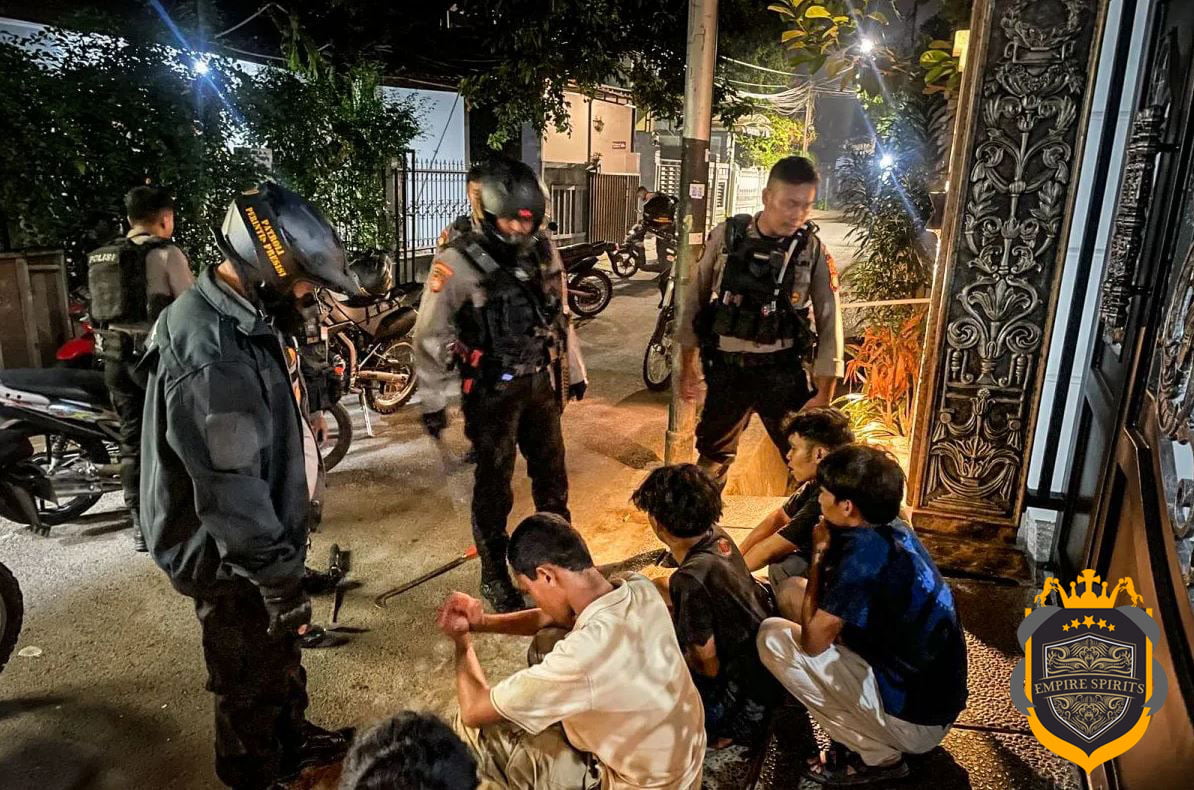 Pasar Minggu Jaksel Enam Remaja Ditahan Oleh Polisi